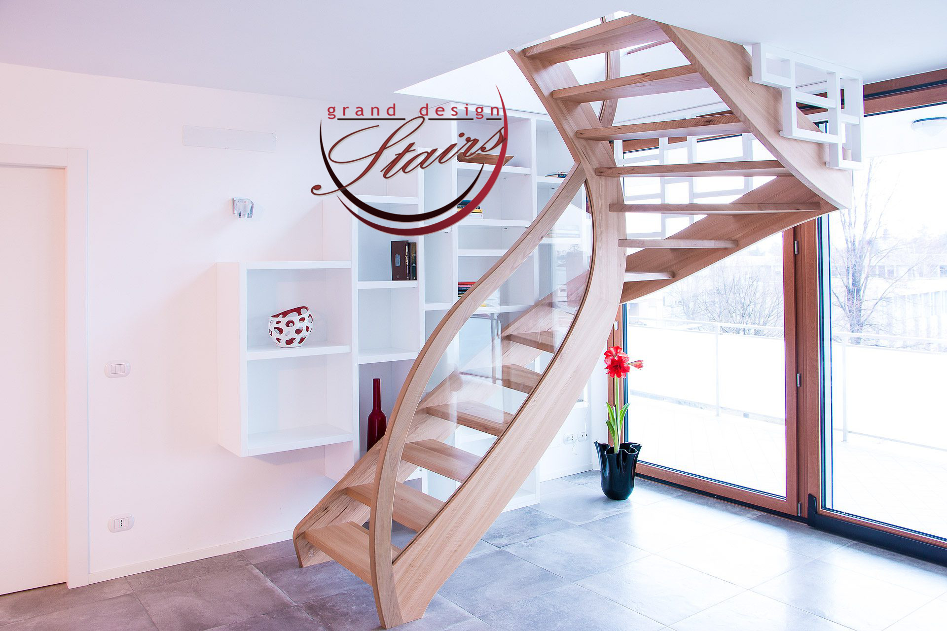 Oak Staircase with glass railing