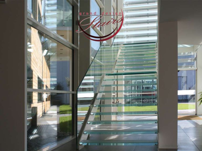 Glass Stairs - Glass Steps - Structural Glass Railings