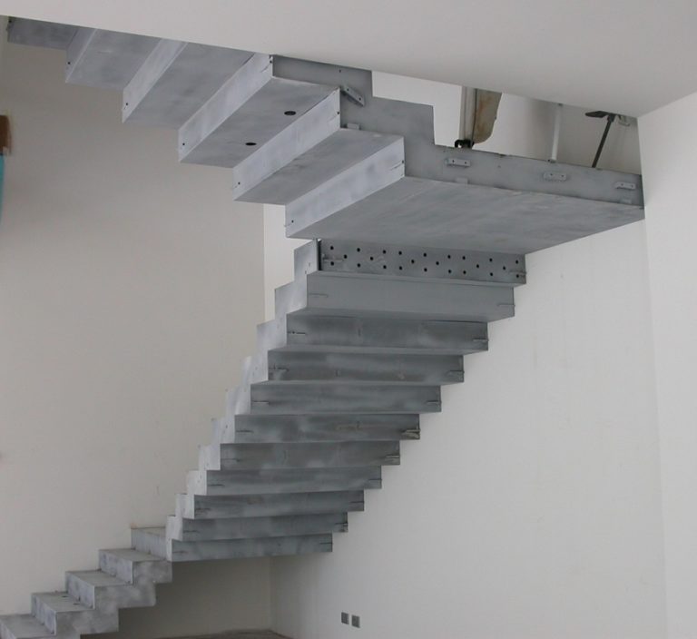 How do Zig Zag Staircases work? Zig Zag Stairs Design & Costruction