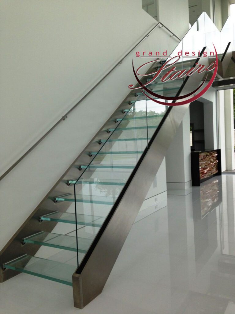Elegant open riser staircase with stainless steel and glass railing. |  Modern stairs, Modern stair railing, Modern railing